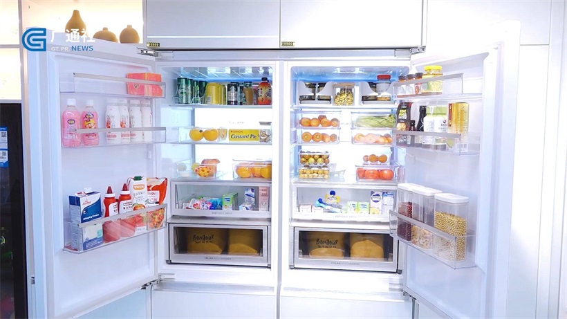 卡萨帝平嵌冰箱微改一站式服务，为千万家庭带来集鲜享美食、厨居美学于一体的高品质生活体验(图3)