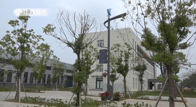 圣通电力新能源自助研发新市路灯，堪称“黑科技”