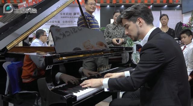 SPRING斯宾钢琴亮相中国国际乐器展