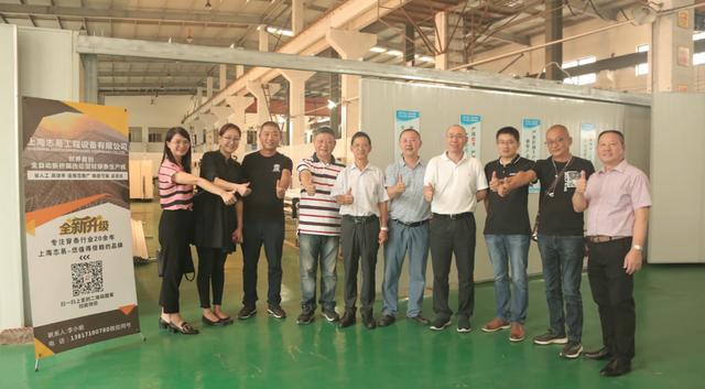 志易工程设备总经理李志明：我们实现了真正的全自动化，无人的自动线
