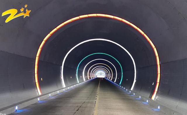 金华市公路管理部门研发的“自发光节能照明技术”助力安全行车