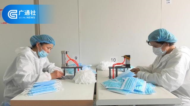 杭州港宇卫生用品连续加班加点进行口罩生产