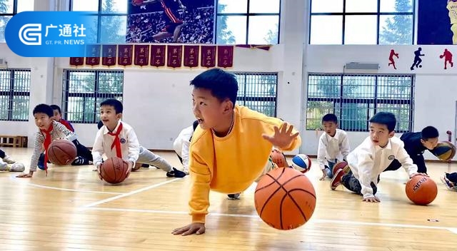 武义县新纪元双语学校在金华市科技创新大赛上获奖