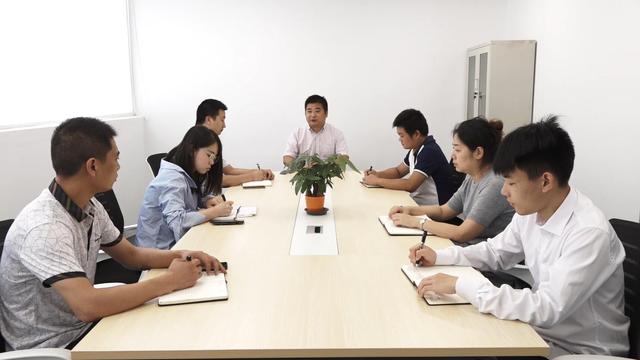 上海毅蓝电子科技总经理徐麟：解决企业废液环保处置难题