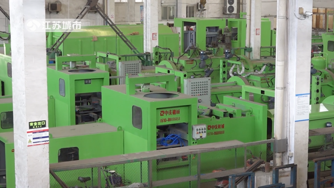 江阴市中庆机械专注包装桶处置装备，为环保事业贡献自己的力量