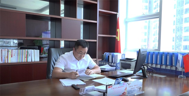 建筑业的“拓荒牛” ——记中建四局五公司现任党委书记、董事长石连君(图5)