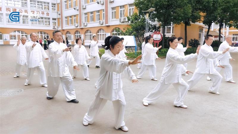 新浦镇成人学校搭建社区教育平台，助力老年教育事业稳步发展(图2)