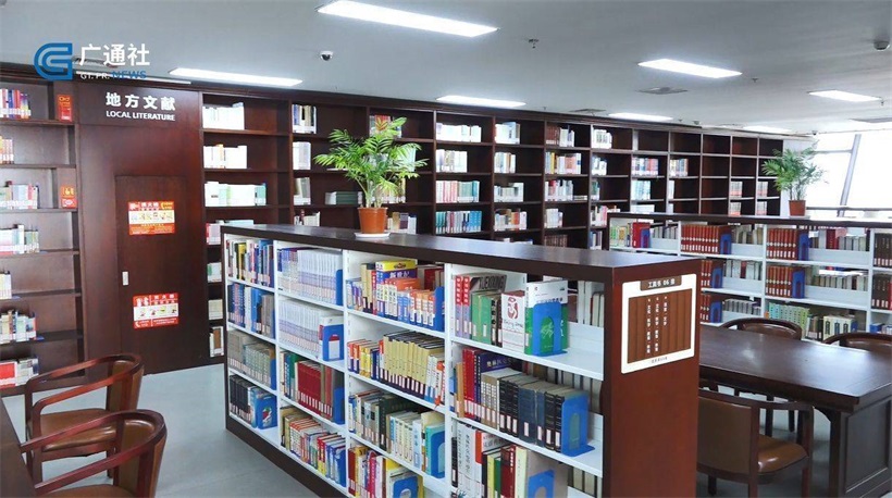 淮安市图书馆为全民阅读带来便利，让书香浸润生活(图2)