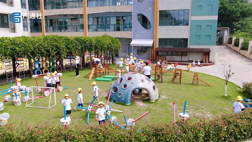 浦江县大许中心幼儿园坚持以游戏为基本活动，培养个性和谐的阳光儿童(图4)