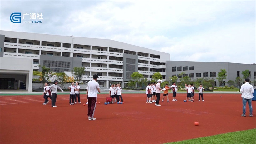 华东师范大学湖州实验中学培养可持续发展的生长者，助力学生健康成长(图5)