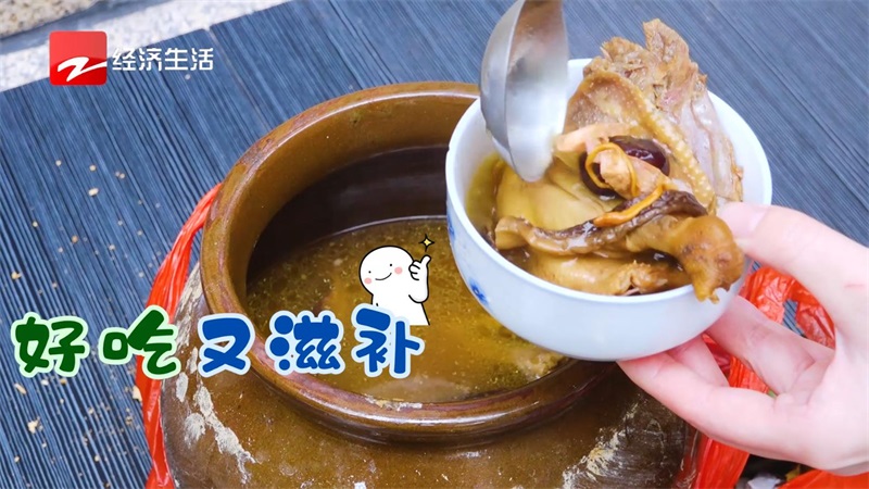 传承古法煨制，精选优质老鸭，煨府私房土罐鸭让这个冬天更温暖(图1)