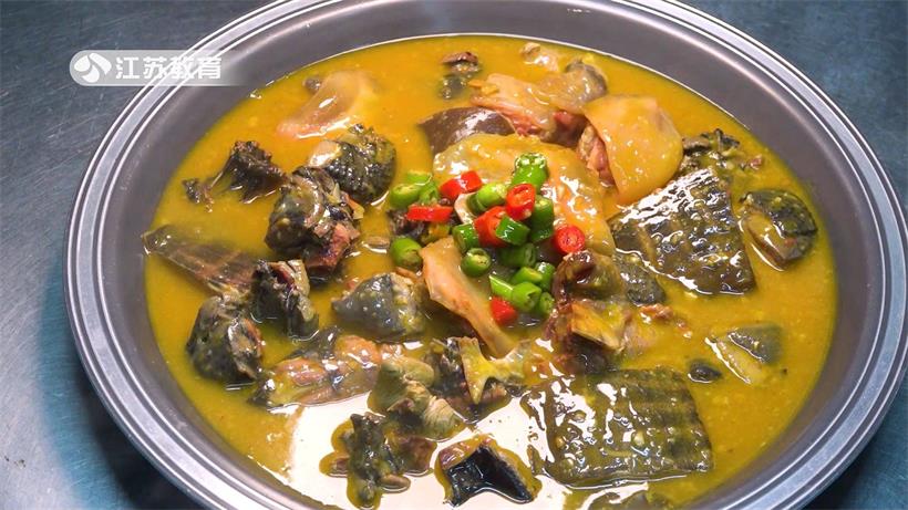 打卡以金汤甲鱼为招牌菜的餐馆——味天下(图2)