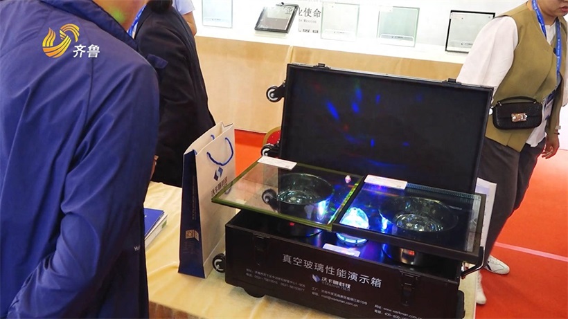 沃卡姆科技携特色真空玻璃产品亮相2024第二届中国（济南）超低能耗建筑大会