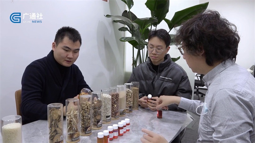 化工原料行业的新星崛起，上海心知德实业以匠心精神打造卓越品质，赢得市场青睐(图2)